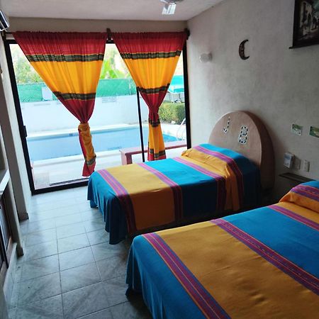 Hotel J.B. Zihuatanejo Exterior foto