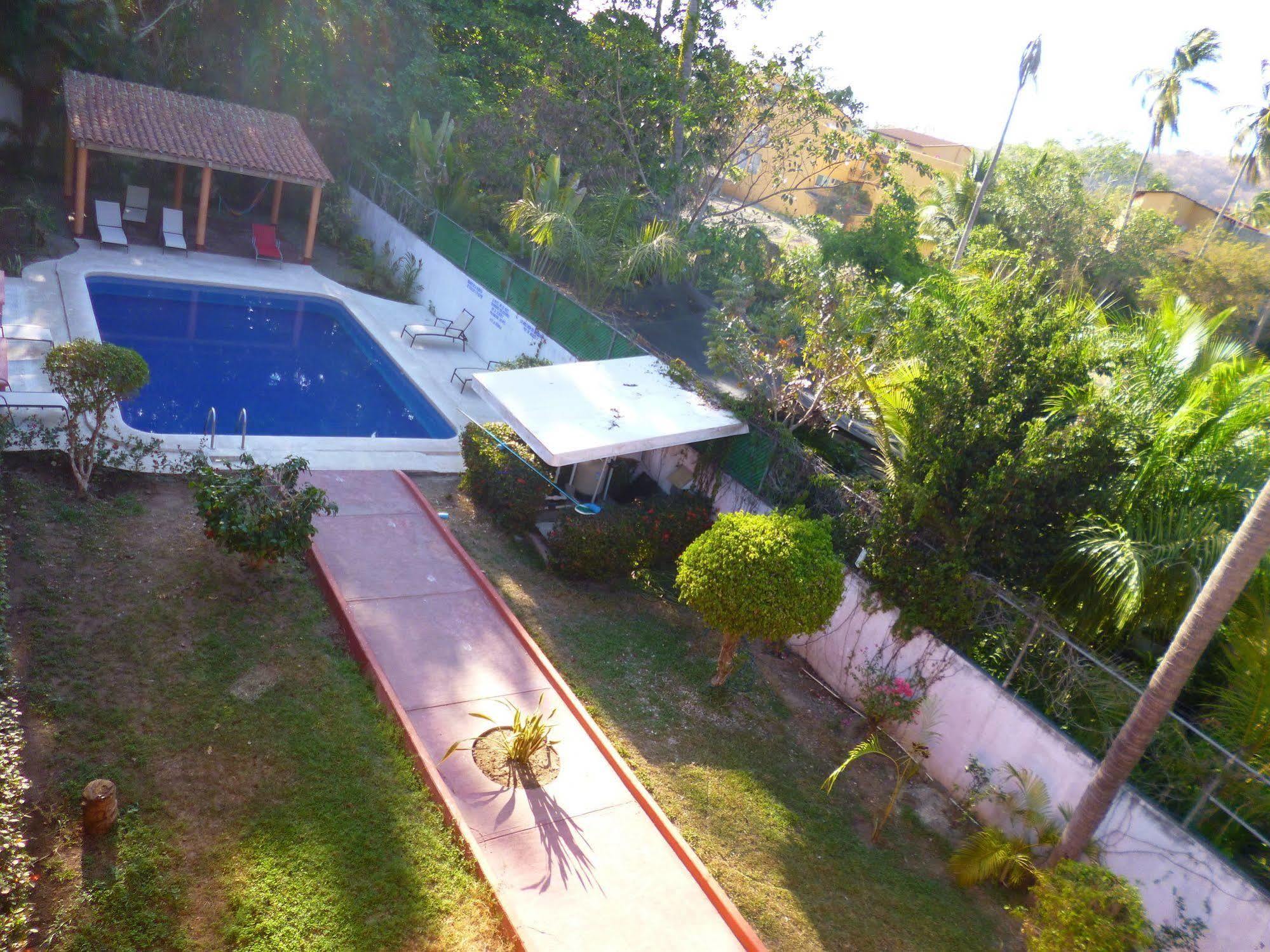 Hotel J.B. Zihuatanejo Exterior foto